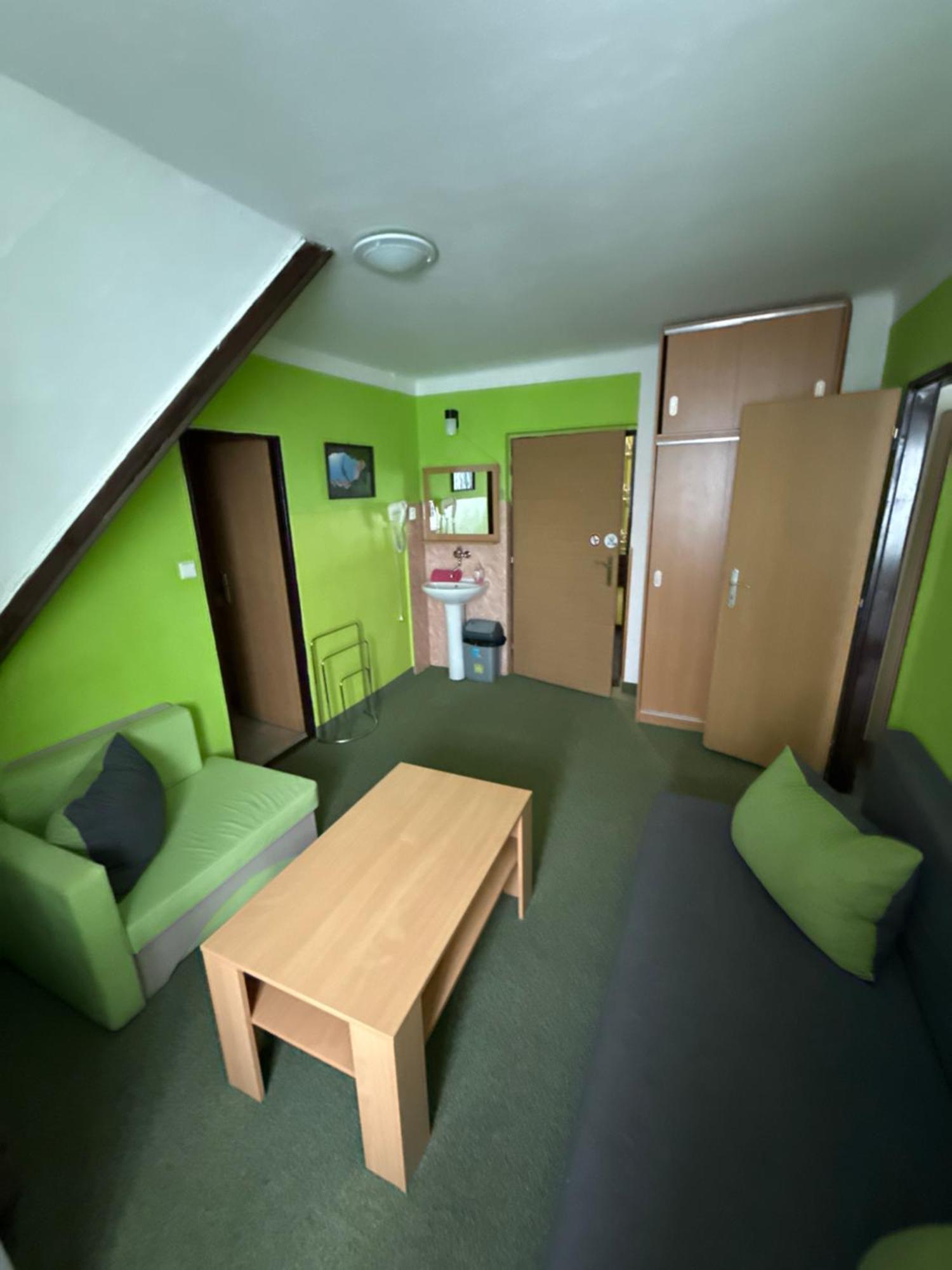 Hotel Zatisi Janske Lazne Ruang foto