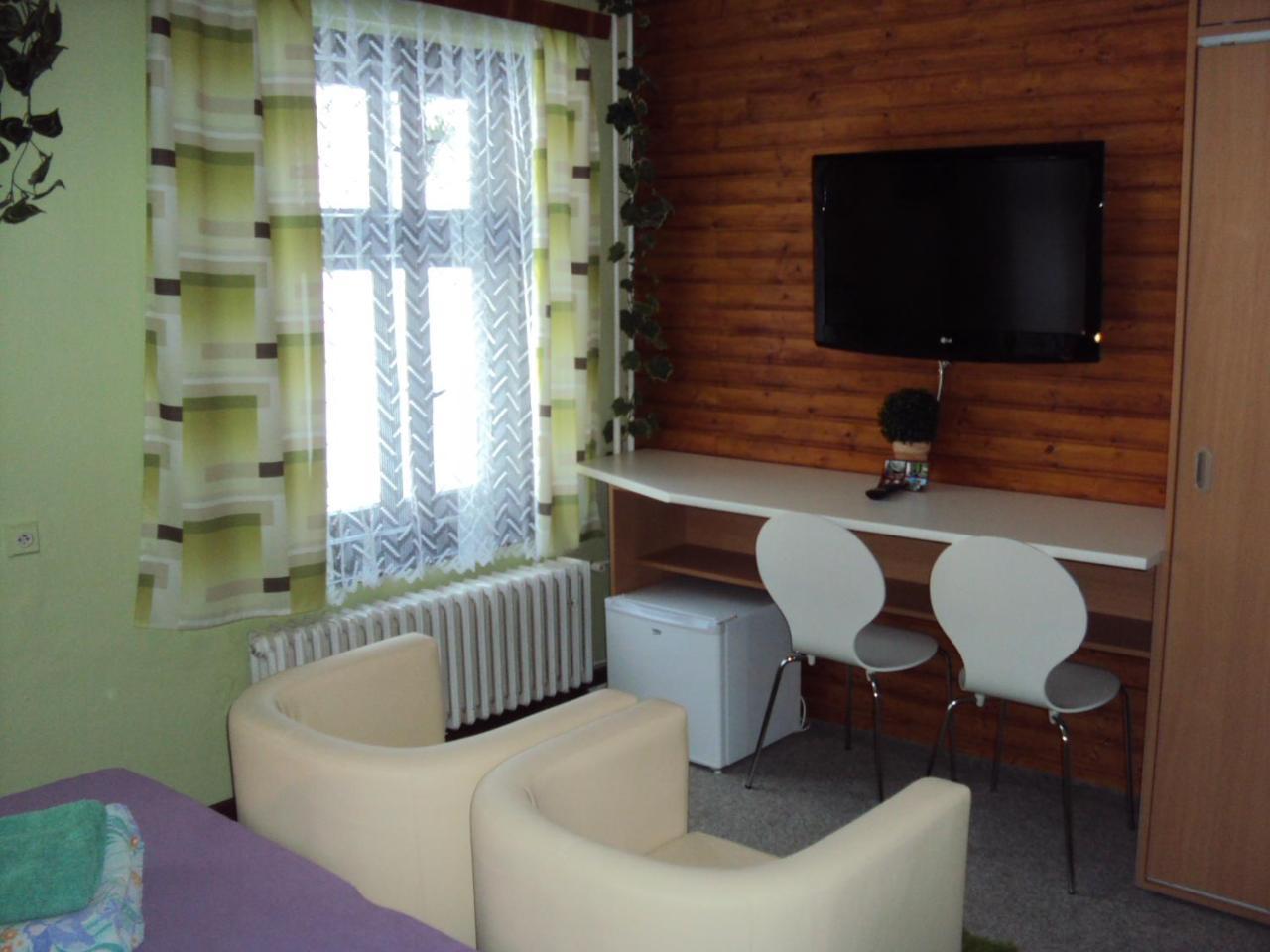 Hotel Zatisi Janske Lazne Bagian luar foto